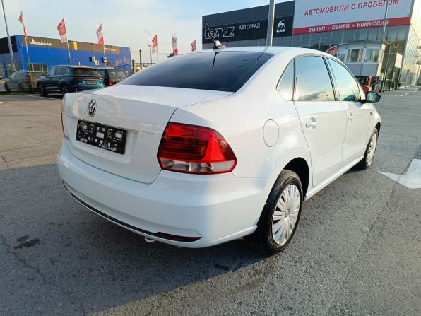 Volkswagen Polo V Рестайлинг с пробегом 2017 года, цена 1 129 995 рублей, 143744 км, седан, Автокод Объявления