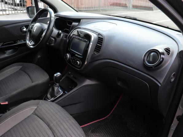 Renault Kaptur I с пробегом 2016 года, цена 1 259 000 рублей, 189674 км, внедорожник, Автокод Объявления