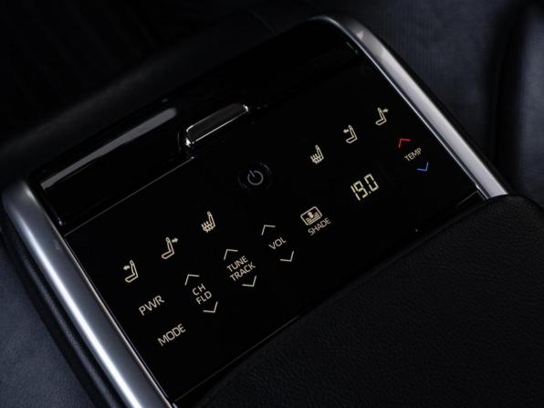 Toyota Camry VIII (XV70) с пробегом 2018 года, цена 3 190 000 рублей, 111987 км, седан, Автокод Объявления