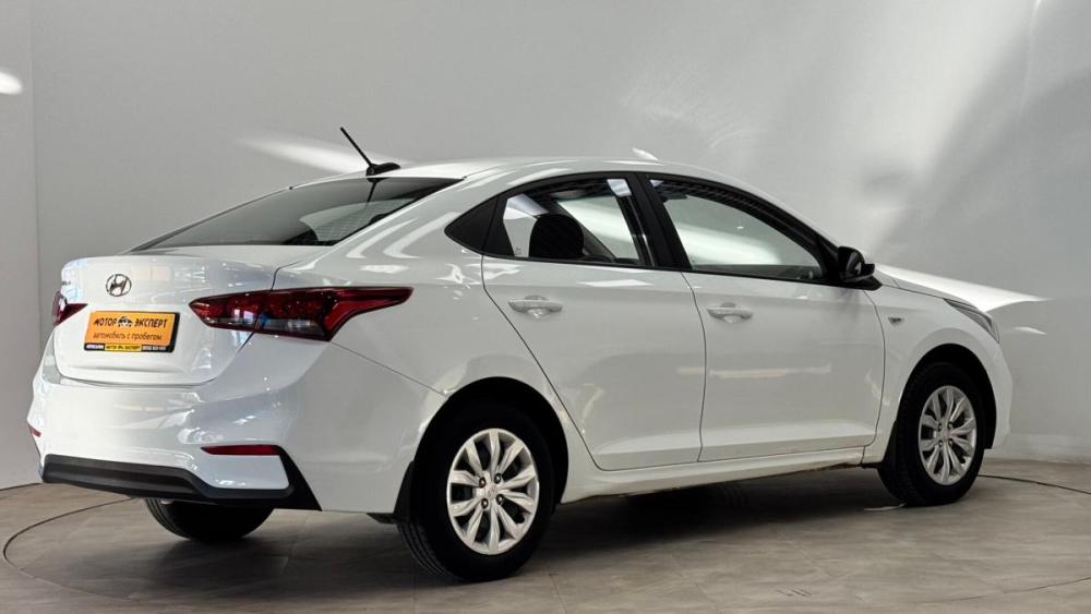 Hyundai Solaris II Киров  - изображение 4