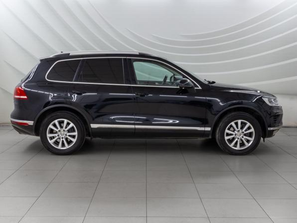 Volkswagen Touareg II Рестайлинг с пробегом 2015 года, цена 3 098 000 рублей, 142352 км, внедорожник, Автокод Объявления