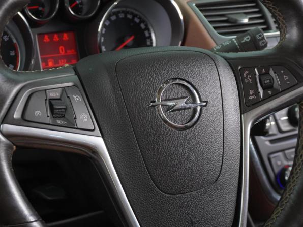 Opel Mokka I с пробегом 2014 года, цена 1 184 000 рублей, 105028 км, внедорожник, Автокод Объявления