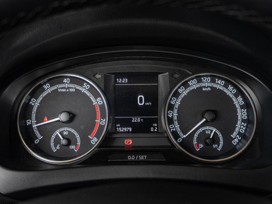 Skoda Rapid I Рестайлинг Краснодар  - изображение 17