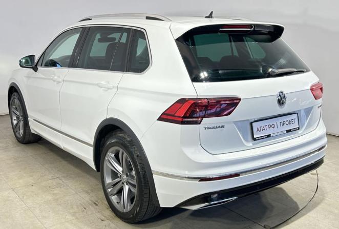 Volkswagen Tiguan II с пробегом 2018 года, цена 2 870 000 рублей, 158402 км, внедорожник, Автокод Объявления