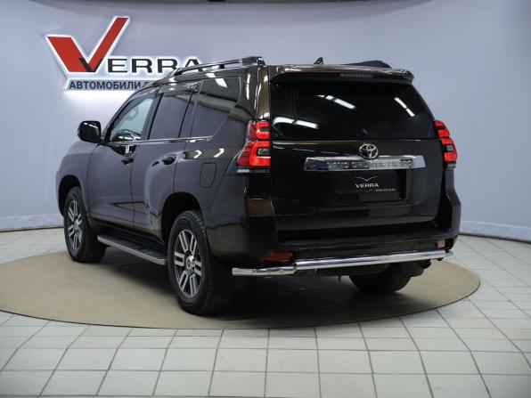 Toyota Land Cruiser Prado 150 Series Рестайлинг 2 с пробегом 2018 года, цена 6 290 000 рублей, 98481 км, внедорожник, Автокод Объявления