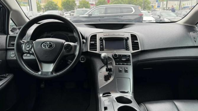 Toyota Venza I Рестайлинг с пробегом 2014 года, цена 2 000 000 рублей, 214267 км, внедорожник, Автокод Объявления