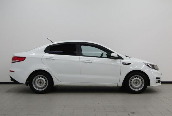 Kia Rio III Рестайлинг с пробегом 2016 года, цена 805 000 рублей, 118941 км, седан, Автокод Объявления
