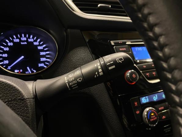 Nissan Qashqai II с пробегом 2018 года, цена 1 699 000 рублей, 152178 км, внедорожник, Автокод Объявления