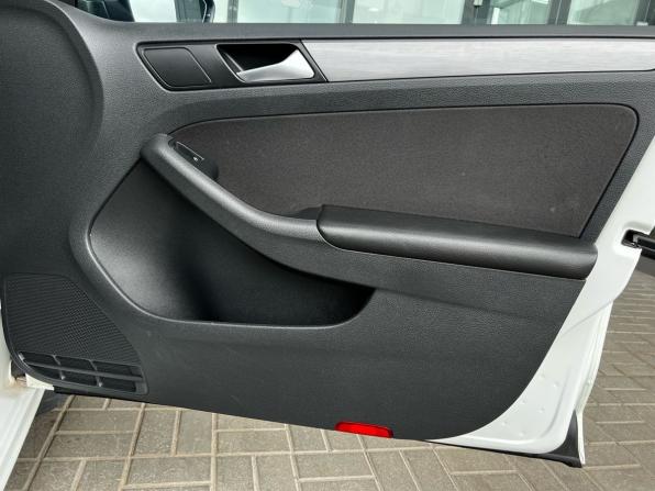 Volkswagen Jetta VI Рестайлинг с пробегом 2016 года, цена 1 175 500 рублей, 114169 км, седан, Автокод Объявления