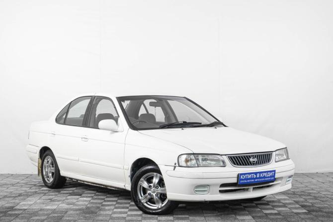 Nissan Sunny B15