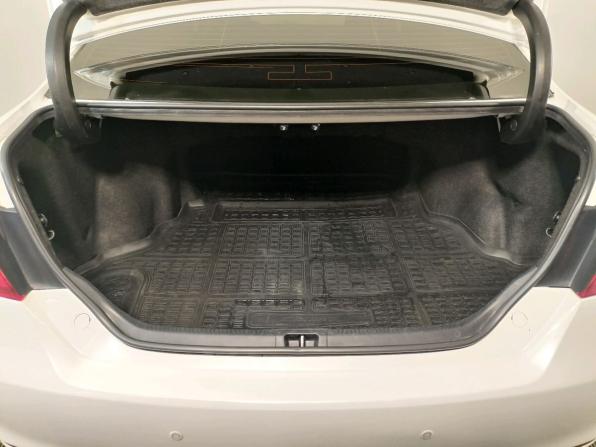 Toyota Camry VII (XV50) Рестайлинг с пробегом 2015 года, цена 1 649 000 рублей, 182000 км, седан, Автокод Объявления
