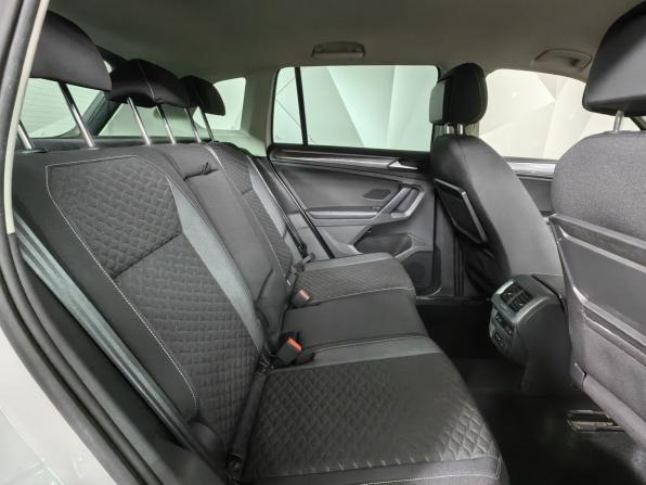 Volkswagen Tiguan II с пробегом 2019 года, цена 2 145 000 рублей, 156998 км, внедорожник, Автокод Объявления