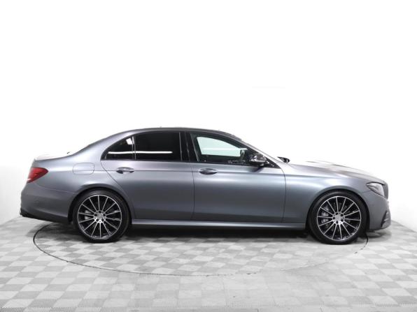Mercedes-Benz E-Класс AMG V (W213) с пробегом 2020 года, цена 5 399 000 рублей, 97410 км, седан, Автокод Объявления