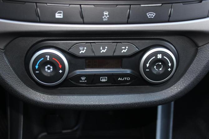 Lada (ВАЗ) Vesta I с пробегом 2018 года, цена 997 000 рублей, 79790 км, седан, Автокод Объявления