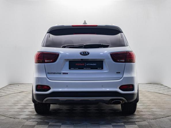 Kia Sorento III Prime Рестайлинг с пробегом 2018 года, цена 2 525 000 рублей, 131000 км, внедорожник, Автокод Объявления