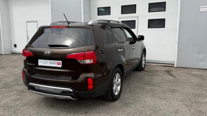 Kia Sorento II Рестайлинг с пробегом 2013 года, цена 1 400 000 рублей, 184551 км, внедорожник, Автокод Объявления