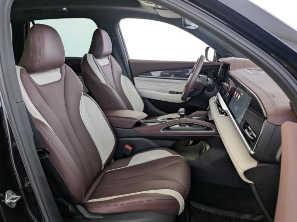 Geely Monjaro I Рестайлинг с пробегом 2023 года, цена 3 385 000 рублей, 26976 км, внедорожник, Автокод Объявления