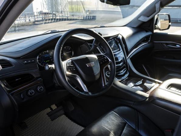 Cadillac Escalade IV с пробегом 2018 года, цена 4 599 000 рублей, 163807 км, внедорожник, Автокод Объявления