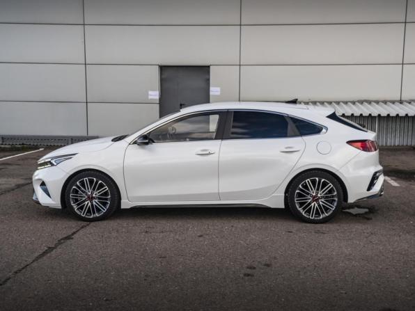 Kia K3 II Рестайлинг с пробегом 2021 года, цена 2 388 000 рублей, 88091 км, хэтчбек, Автокод Объявления