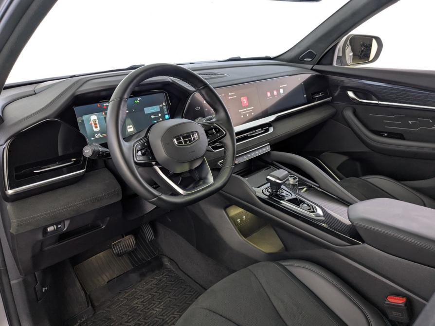Geely Monjaro I Москва  - изображение 18