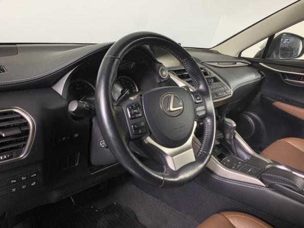 Lexus NX I с пробегом 2016 года, цена 2 985 000 рублей, 95398 км, внедорожник, Автокод Объявления