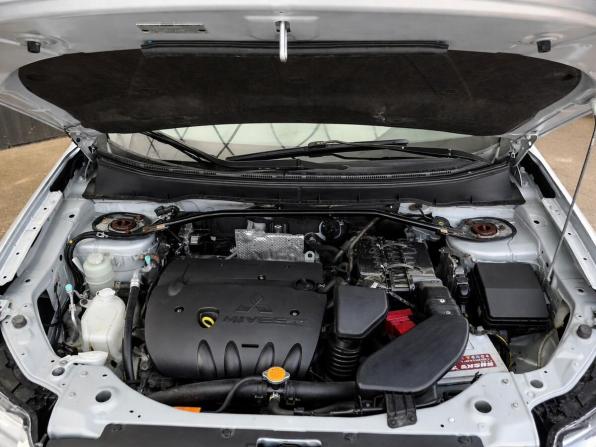 Mitsubishi Outlander II Рестайлинг с пробегом 2010 года, цена 997 000 рублей, 232428 км, внедорожник, Автокод Объявления