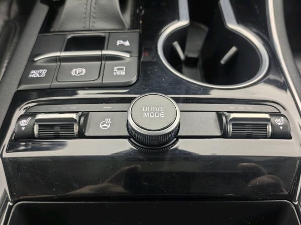 Kia K5 III с пробегом 2021 года, цена 2 450 000 рублей, 75500 км, седан, Автокод Объявления