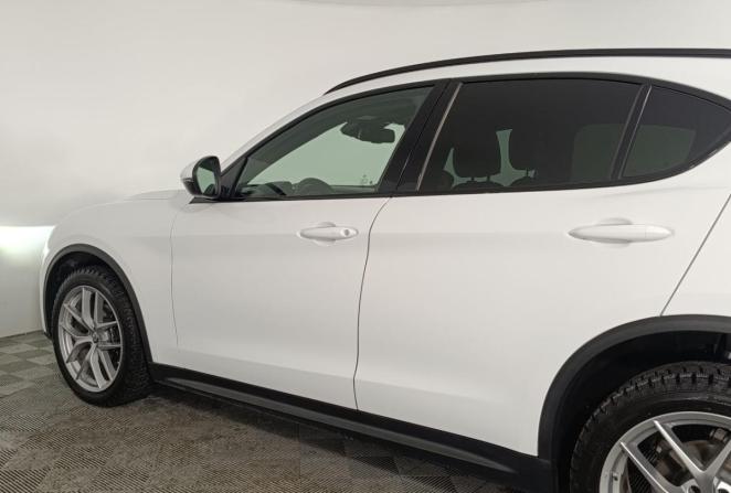 Alfa Romeo Stelvio I с пробегом 2017 года, цена 3 100 000 рублей, 90702 км, внедорожник, Автокод Объявления