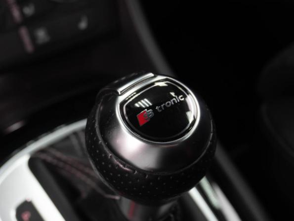 Audi Q3 I (8U) Рестайлинг с пробегом 2017 года, цена 2 469 000 рублей, 136522 км, внедорожник, Автокод Объявления