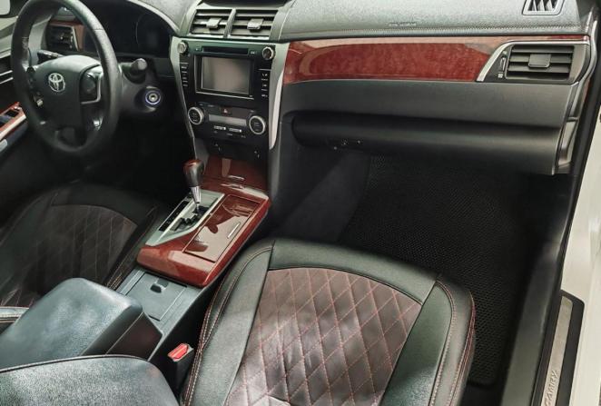 Toyota Camry VII (XV50) Рестайлинг с пробегом 2014 года, цена 1 620 000 рублей, 194954 км, седан, Автокод Объявления