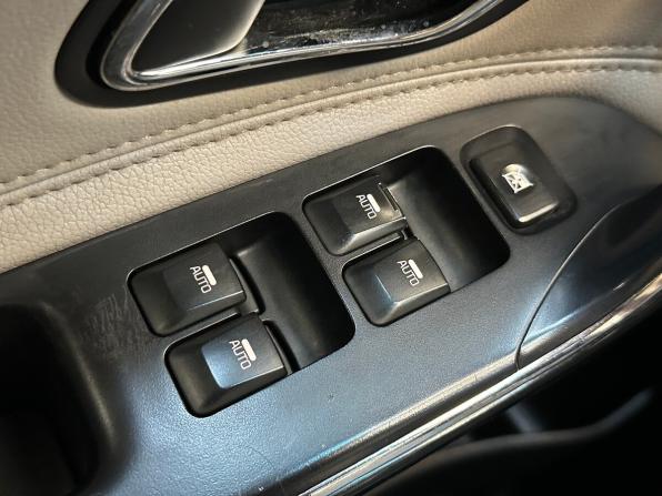 Kia Ceed II с пробегом 2013 года, цена 1 070 000 рублей, 175013 км, универсал, Автокод Объявления