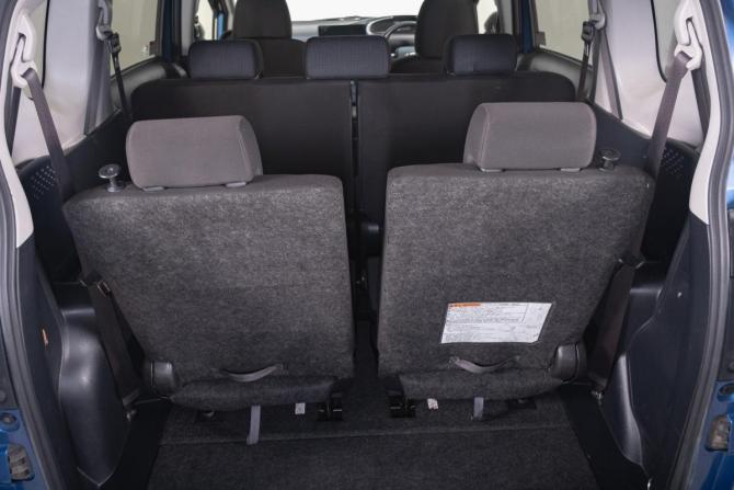 Toyota Sienta II Рестайлинг с пробегом 2019 года, цена 1 329 000 рублей, 108575 км, компактвэн, Автокод Объявления