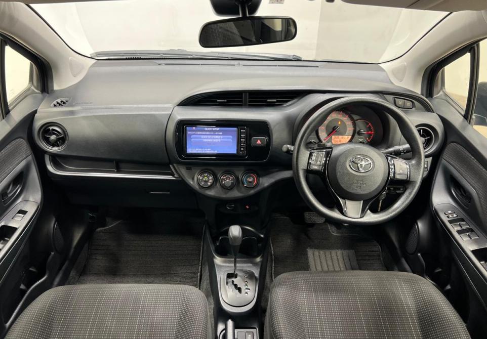 Toyota Vitz III (XP130) Рестайлинг 2 Кемерово  - изображение 8