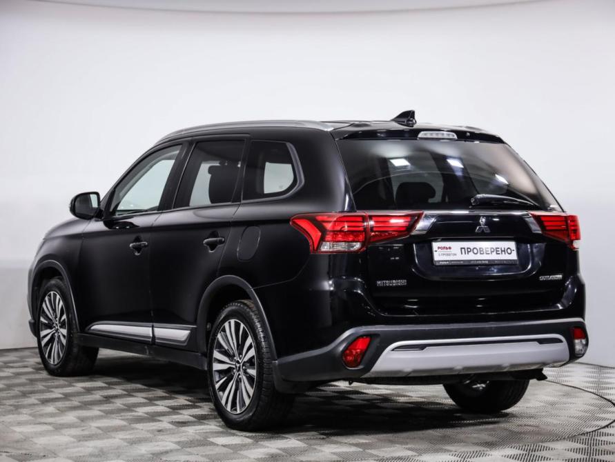 Mitsubishi Outlander III Рестайлинг 3 Санкт-Петербург  - изображение 8