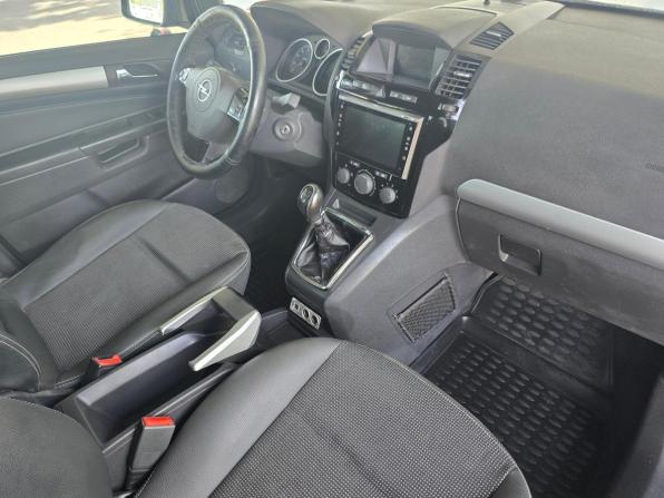 Opel Zafira B Рестайлинг с пробегом 2008 года, цена 849 000 рублей, 157000 км, минивэн, Автокод Объявления