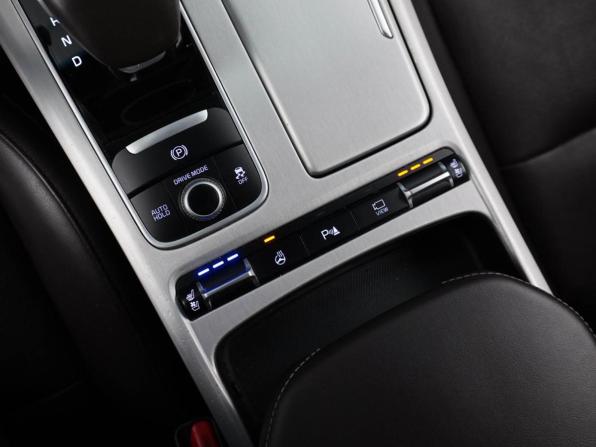 Kia Stinger I с пробегом 2018 года, цена 2 499 999 рублей, 122608 км, лифтбек, Автокод Объявления