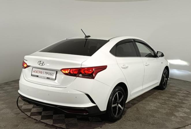 Hyundai Solaris II Рестайлинг с пробегом 2020 года, цена 1 490 000 рублей, 119000 км, седан, Автокод Объявления