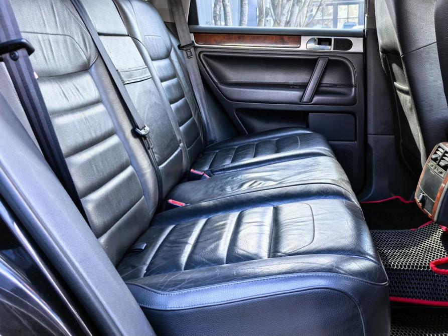 Volkswagen Touareg I Рестайлинг Мурманск  - изображение 13