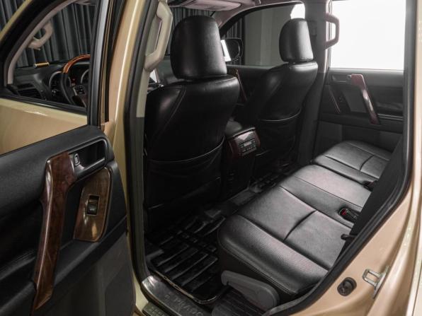 Toyota Land Cruiser Prado 150 Series с пробегом 2011 года, цена 2 519 000 рублей, 351906 км, внедорожник, Автокод Объявления