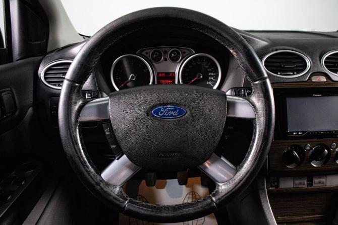 Ford Focus II Рестайлинг с пробегом 2008 года, цена 559 000 рублей, 215000 км, седан, Автокод Объявления