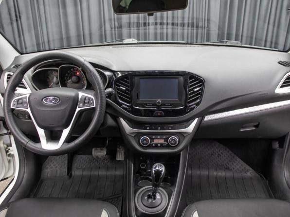 Lada (ВАЗ) Vesta I с пробегом 2017 года, цена 998 000 рублей, 48870 км, универсал, Автокод Объявления