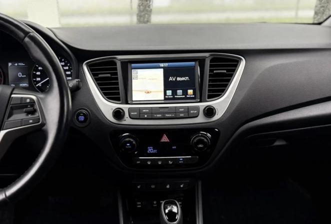 Hyundai Solaris I Рестайлинг с пробегом 2017 года, цена 1 590 000 рублей, 34369 км, седан, Автокод Объявления