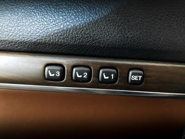 Toyota Land Cruiser 200 Series Рестайлинг 2 с пробегом 2017 года, цена 5 835 000 рублей, 167264 км, внедорожник, Автокод Объявления
