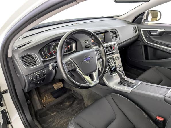 Volvo S60 II Рестайлинг с пробегом 2017 года, цена 2 060 000 рублей, 61101 км, седан, Автокод Объявления
