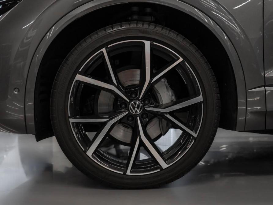 Volkswagen Touareg III Рестайлинг Москва  - изображение 33