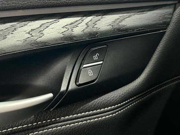 BMW X6 II (F16) с пробегом 2015 года, цена 2 490 000 рублей, 378892 км, внедорожник, Автокод Объявления