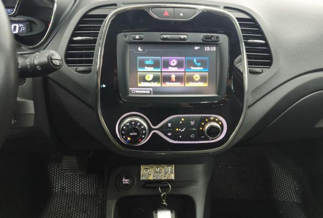 Renault Kaptur I с пробегом 2018 года, цена 1 369 000 рублей, 63364 км, внедорожник, Автокод Объявления