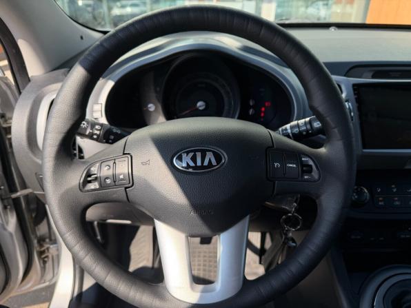 Kia Sportage III Рестайлинг с пробегом 2015 года, цена 1 420 000 рублей, 98327 км, внедорожник, Автокод Объявления