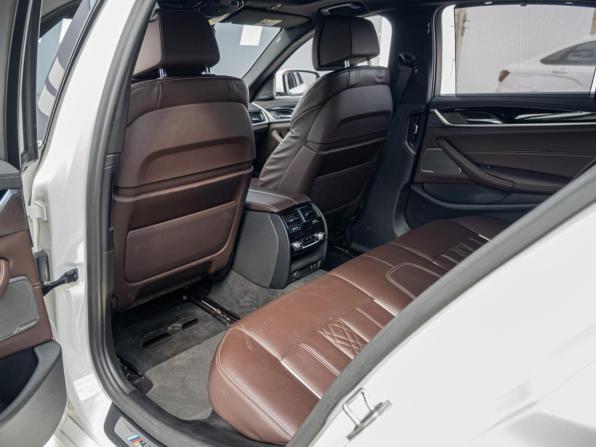 BMW 5 серии VII (G30/G31/G38) Рестайлинг с пробегом 2022 года, цена 5 590 000 рублей, 85378 км, седан, Автокод Объявления