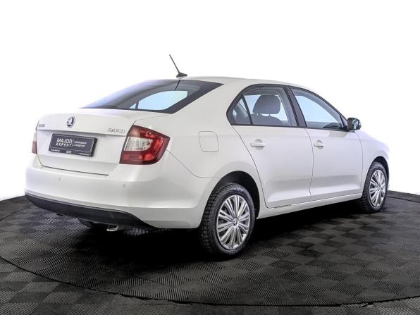 Skoda Rapid I Рестайлинг с пробегом 2019 года, цена 1 430 000 рублей, 50978 км, лифтбек, Автокод Объявления